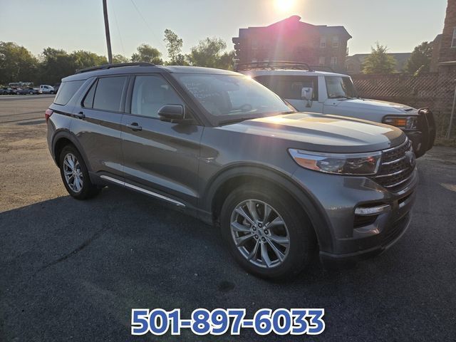Certified 2023 Ford Explorer XLT w/ Equipment Group 202A RWD image 2