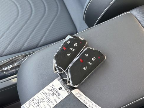 Used 2026 Volkswagen Tiguan SE AWD/4WD image 31