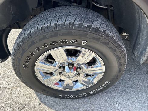 Used 2012 Ford F150 XLT w/ XLT Chrome Pkg image 15