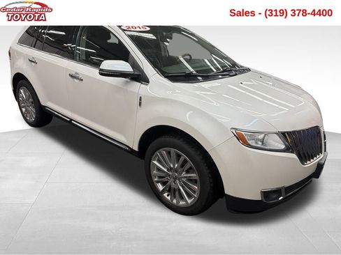 Used 2015 Lincoln MKX AWD w/ Equipment Group 102A image 9