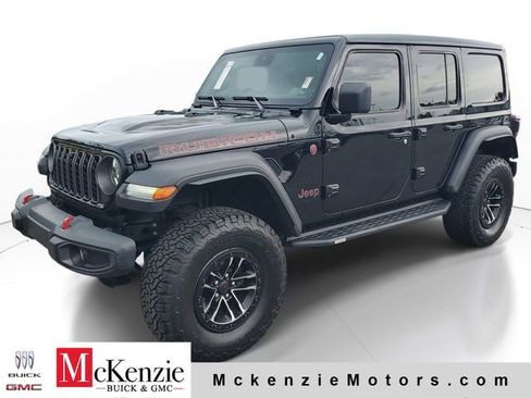 Used 2024 Jeep Wrangler Unlimited Rubicon w/ XTREMEE 35" Tire Package AWD/4WD image 2