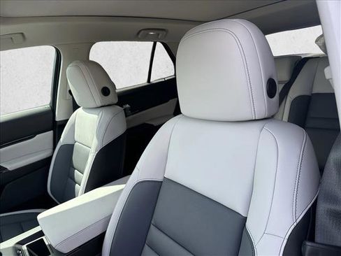 New 2026 Honda Prologue Touring image 4