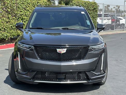 Used 2020 Cadillac XT6 Sport w/ Platinum Package image 6