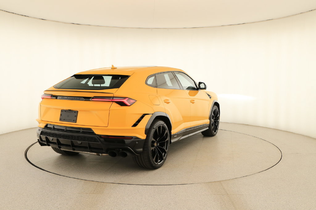 Used 2024 Lamborghini Urus S AWD/4WD image 6