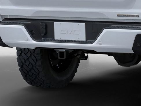 New 2026 GMC Canyon Elevation w/ Convenience Package image 14