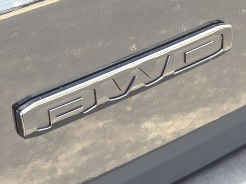 New 2026 GMC Acadia Elevation w/ Black Edition AWD/4WD image 5