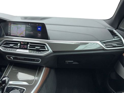 Used 2022 BMW X5 M50i w/ Dynamic Handling Package image 18