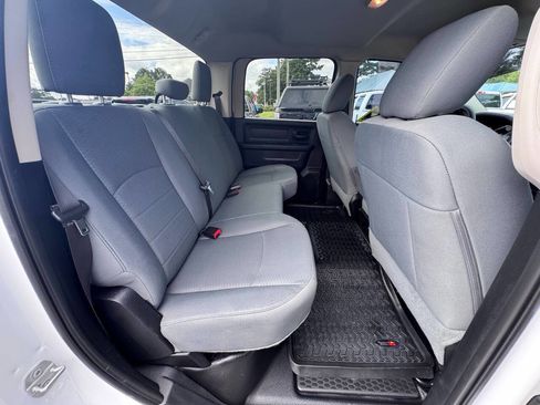 Used 2016 RAM 2500 Tradesman w/ Chrome Appearance Group image 33