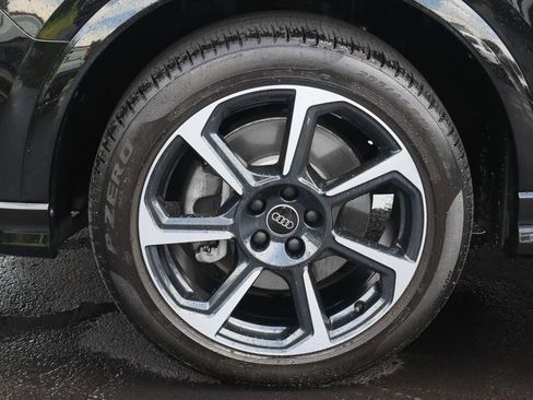 Used 2025 Audi Q3 2.0T Premium Plus AWD/4WD image 32