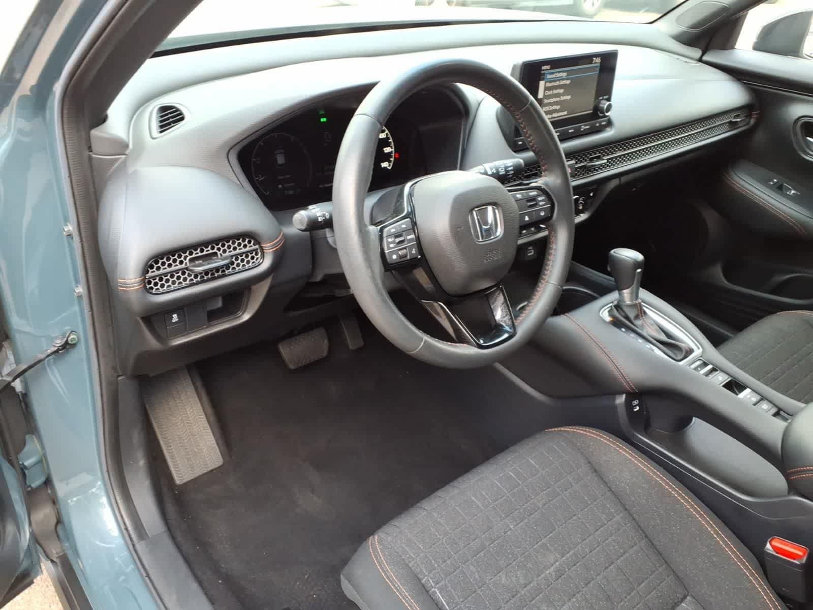Used 2024 Honda HR-V Sport image 13