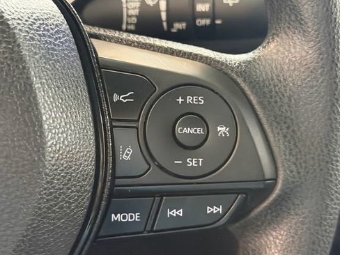 Used 2023 Toyota RAV4 XLE AWD/4WD image 20