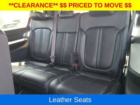 Used 2024 Jeep Wagoneer L Series II w/ Flexible Seating Group AWD/4WD image 19