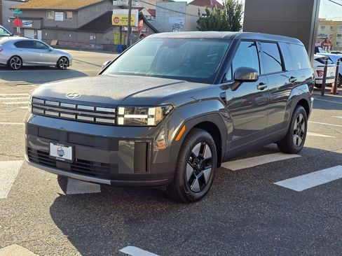 New 2026 Hyundai Santa Fe SE image 3