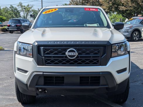 Certified 2024 Nissan Frontier S w/ Technology Package image 2