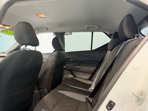 Used 2018 Nissan Kicks SV w/ Exterior Package FWD image 7