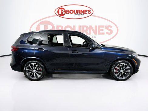 Used 2021 BMW X5 xDrive40i w/ M Sport Package AWD/4WD image 13
