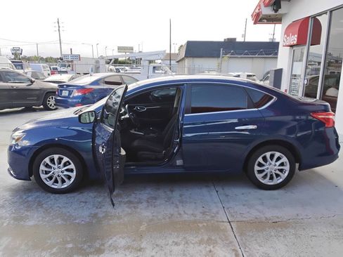 Used 2019 Nissan Sentra SV image 10