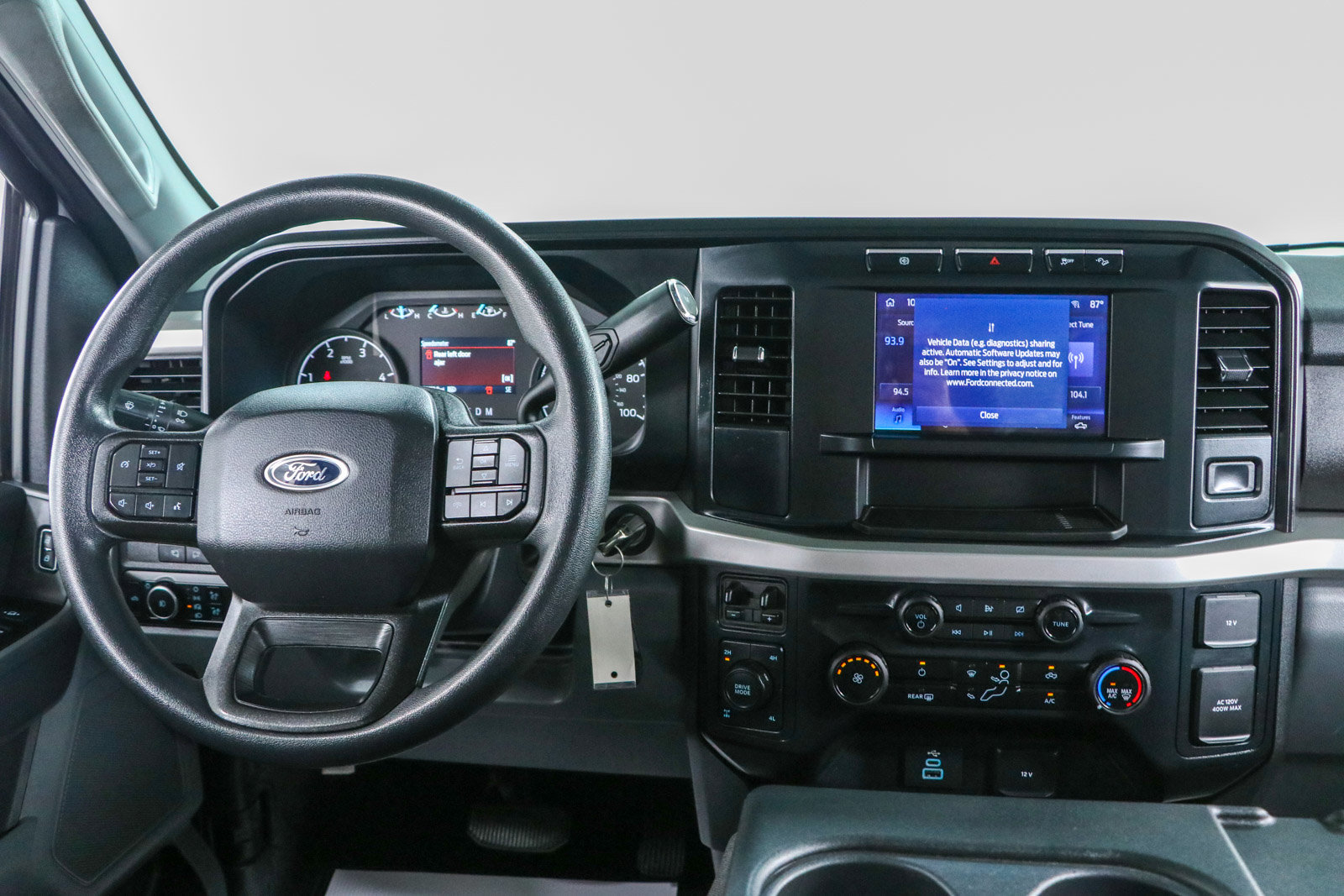 Used 2024 Ford F250 XLT w/ FX4 Off-Road Package AWD/4WD image 17