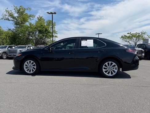 Used 2023 Toyota Camry LE FWD image 4