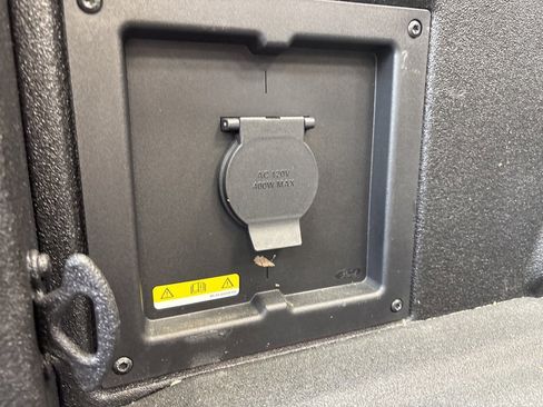 Used 2023 Ford F150 Lariat w/ Equipment Group 502A High image 13