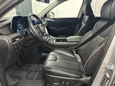 Used 2023 Hyundai Palisade Limited w/ Cargo Package AWD/4WD image 18