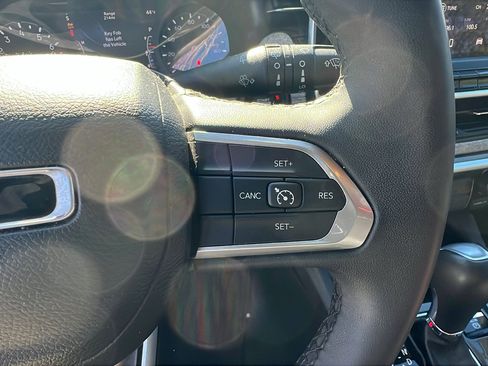 Used 2024 Jeep Compass Latitude image 27