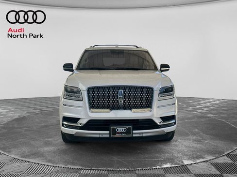 Used 2019 Lincoln Navigator L Reserve w/ Cargo Package AWD/4WD image 8