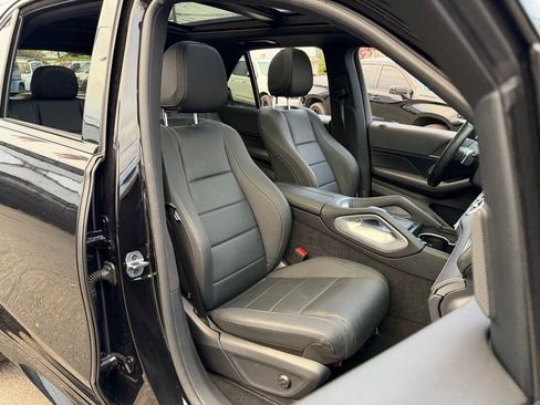 Used 2025 Mercedes-Benz GLE 350 4MATIC image 9