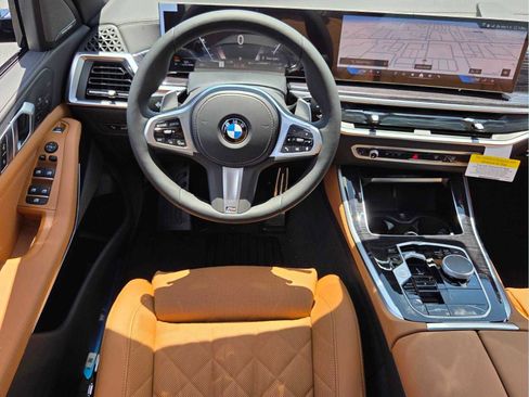 New 2026 BMW X5 xDrive40i w/ M Sport Package AWD/4WD image 11