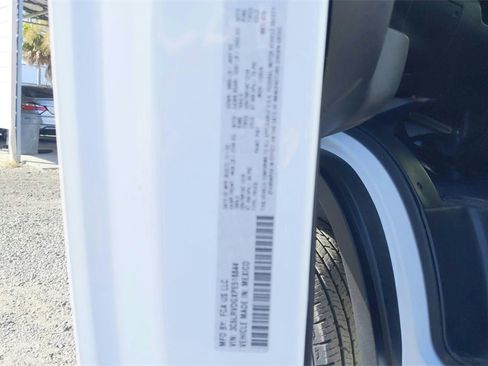 Used 2023 RAM ProMaster 2500 image 18