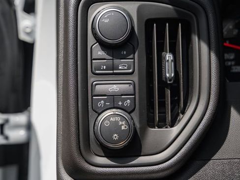 Used 2023 Chevrolet Silverado 1500 Custom AWD/4WD image 43