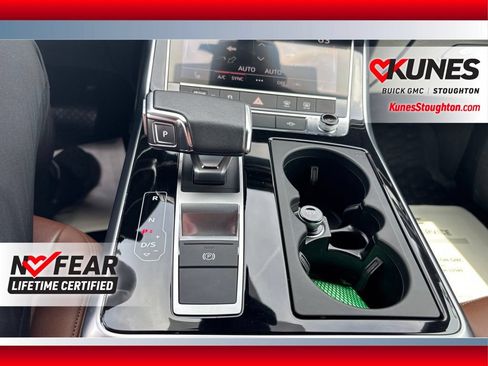 Used 2023 Audi Q8 Premium w/ Convenience Package AWD/4WD image 17