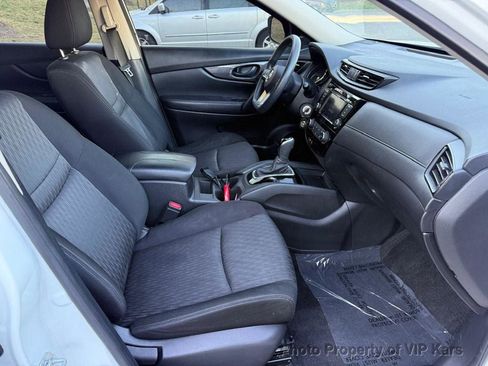 Used 2020 Nissan Rogue S image 14
