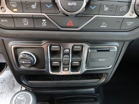 New 2026 Jeep Gladiator Sport image 23