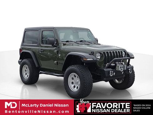 Used 2024 Jeep Wrangler Sport S image 1