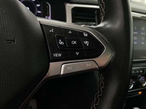 Used 2022 Volkswagen Atlas SEL image 18