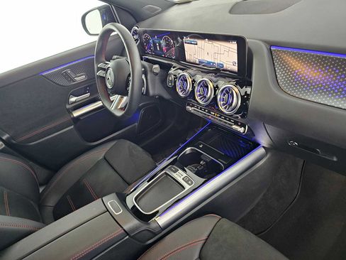 Certified 2025 Mercedes-Benz GLA 250 GLA 250 image 12