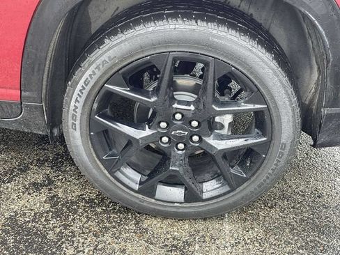 Used 2024 Chevrolet Traverse RS w/ LPO, Floor Liner Package AWD/4WD image 14