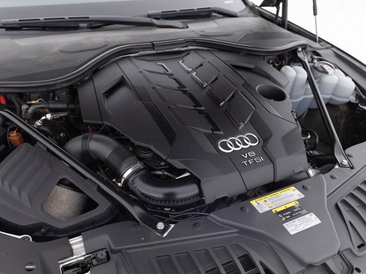 Used 2020 Audi A8 L 4.0T w/ Executive Package AWD/4WD image 38