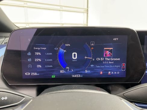 Used 2025 Chevrolet Equinox EV LT w/ Convenience Package image 26