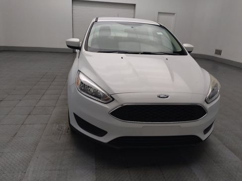 Used 2018 Ford Focus SE FWD image 14