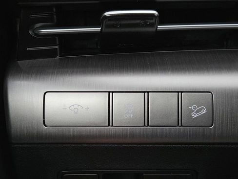 Used 2024 Hyundai Kona SEL w/ Convenience Package image 17