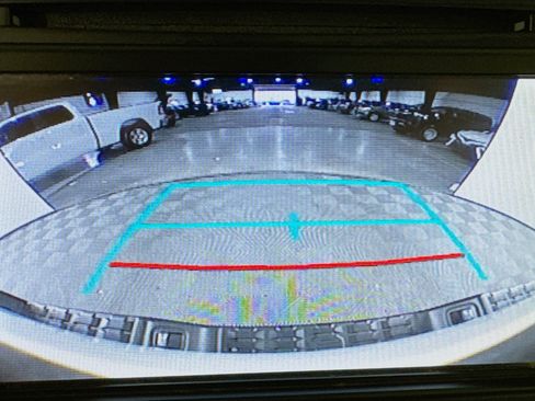 Used 2019 Toyota Tacoma SR RWD image 17