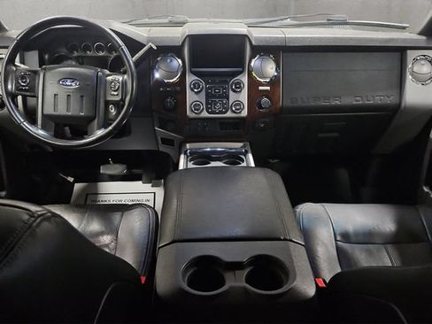 Used 2016 Ford F350 Lariat AWD/4WD image 2