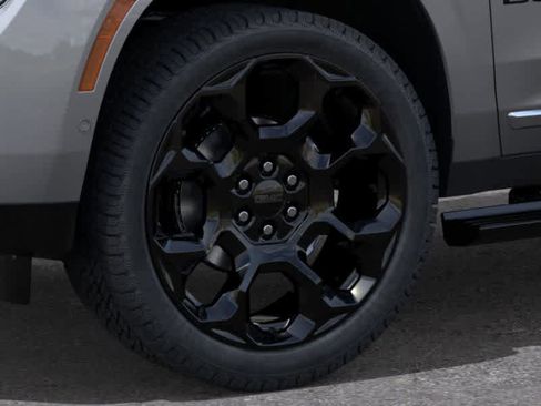 New 2026 GMC Yukon Denali image 9