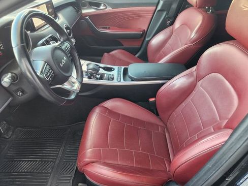 Used 2022 Kia Stinger GT2 w/ Red Interior Color Package image 10