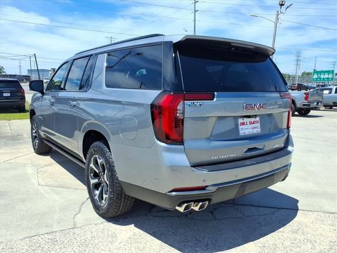 New 2026 GMC Yukon XL AT4 w/ AT4 Premium Plus Package AWD/4WD image 5