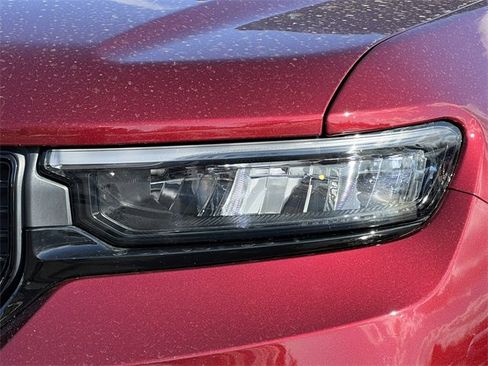 Certified 2023 Jeep Grand Cherokee Altitude image 38