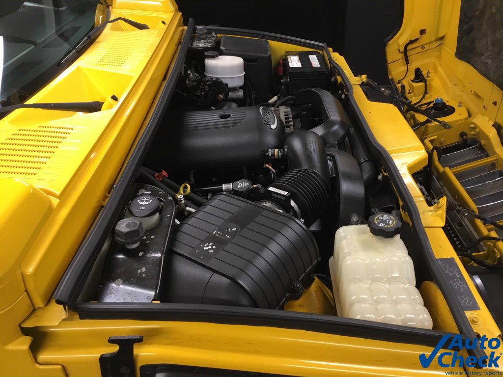 Used 2003 HUMMER H2 w/ Preferred Equipment Group AWD/4WD image 44