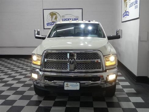 Used 2018 RAM 2500 Laramie w/ Snow Chief Group image 3